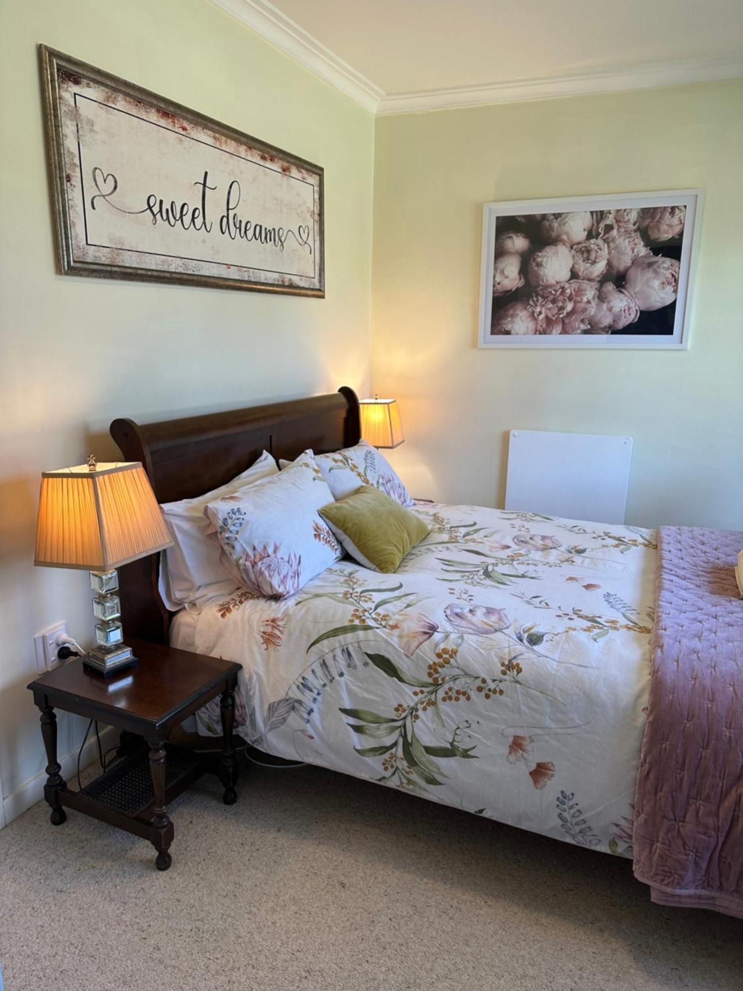 Cambridge Cottage - Self Catering Holiday House Extérieur photo